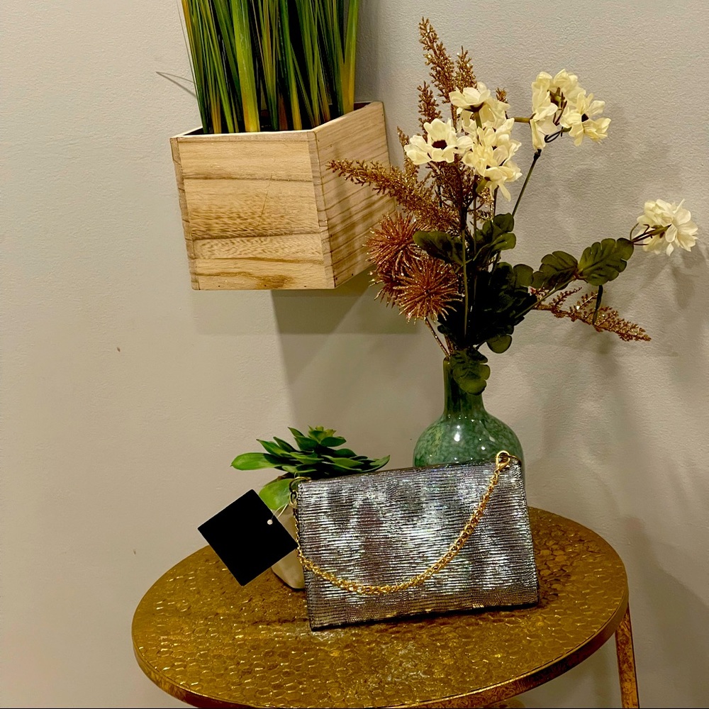 Woman’s handbag